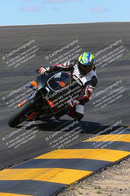 media/Mar-20-2023-Moto Forza (Mon) [[d0bbc59e78]]/1-A Group (Green)/Session 2 (Bowl)/